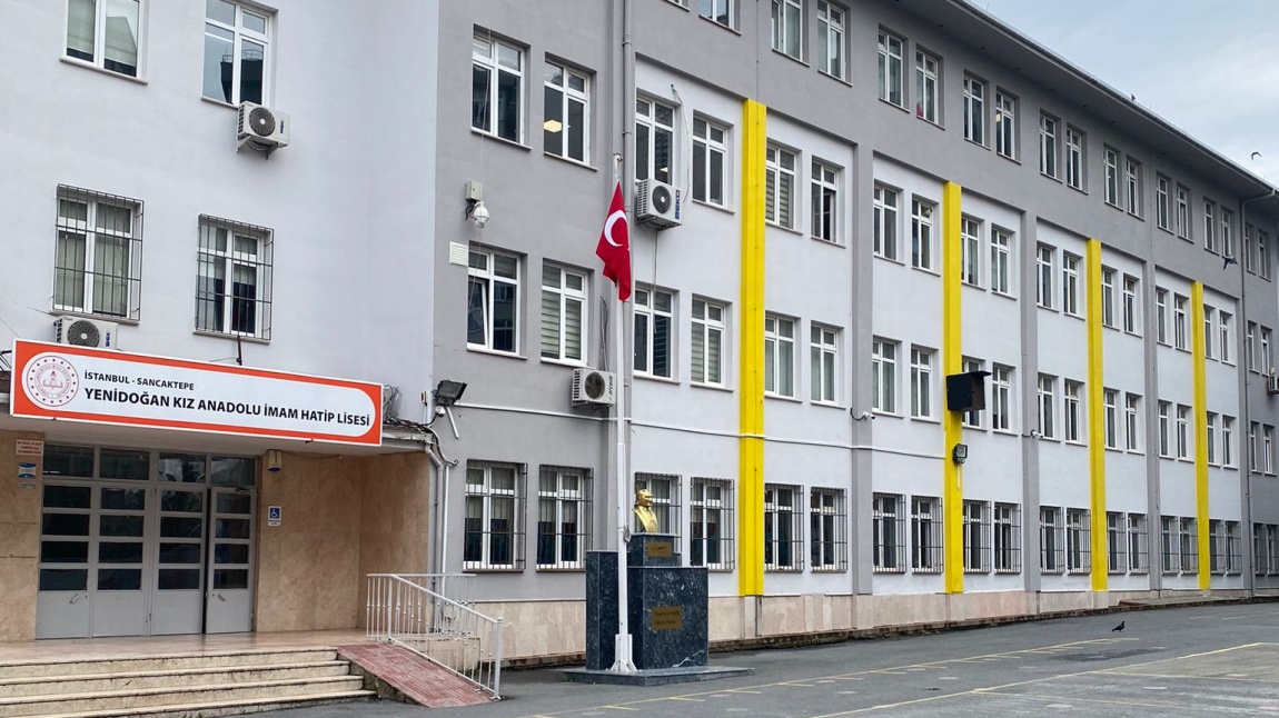Yenidoğan Kız Anadolu İmam Hatip Lisesi Fotoğrafı
